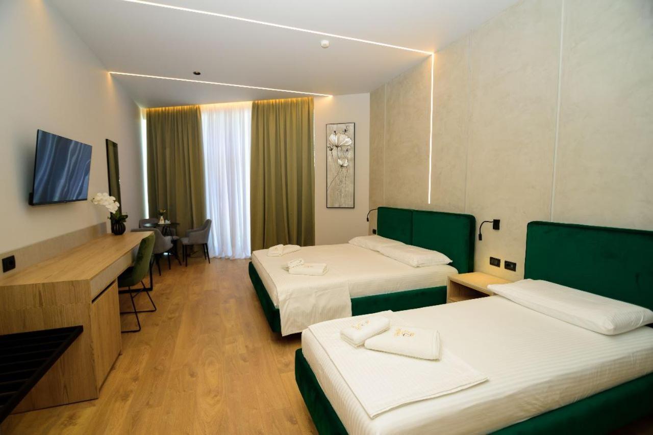 Hotel Zeneli Vlorë 外观 照片