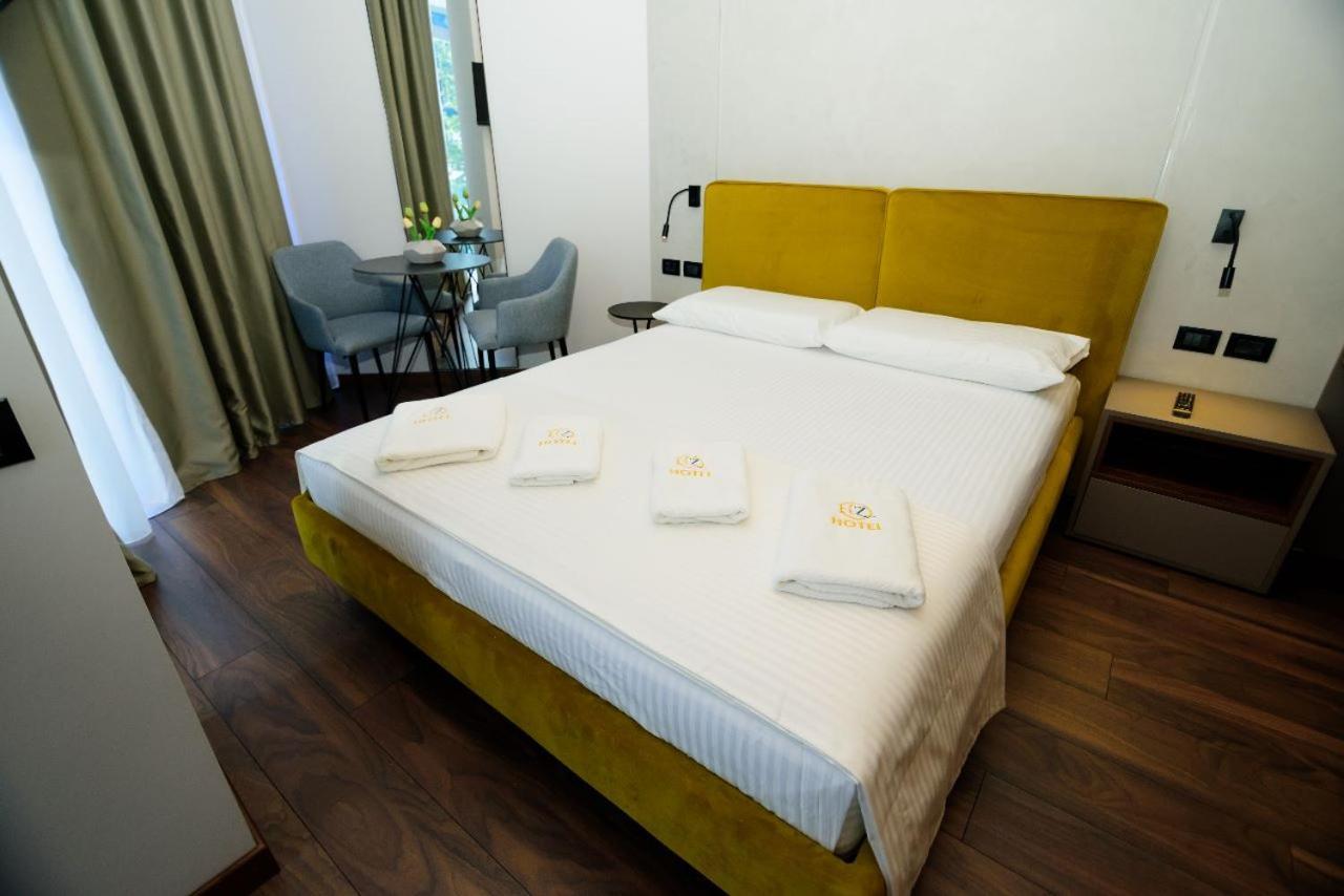 Hotel Zeneli Vlorë 外观 照片
